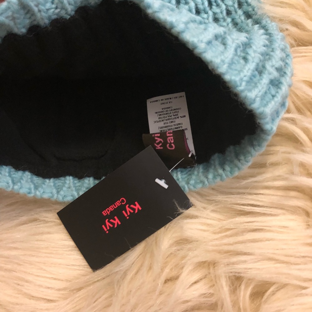 🅛🅐🅢🅣 🅞🅝🅔 NORDSTROM Kyi Kyi Pompom snow hat - Picture 3 of 6